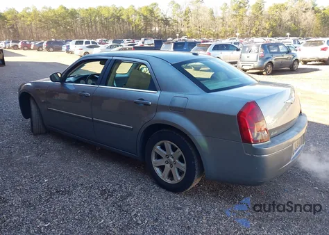 2006 Chrysler 300 Touring z USA, uszkodzony, nr VIN 2C3LA53G06H454645